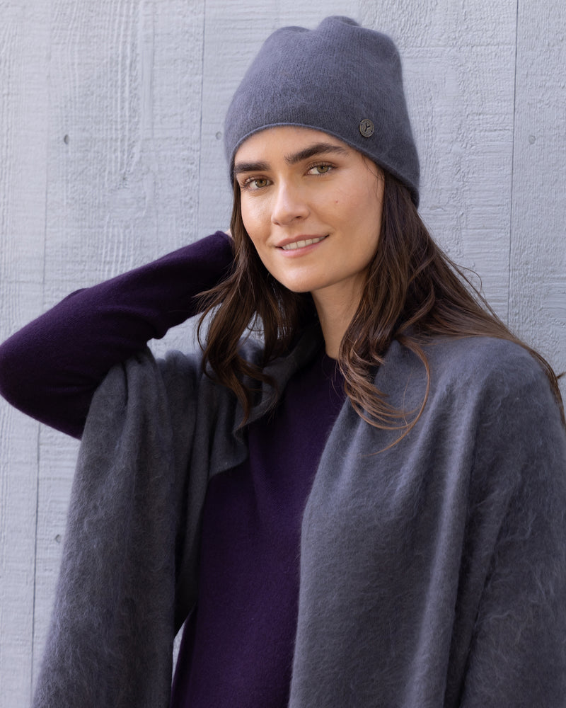 Woman wearing Arthur hat in Asphalt