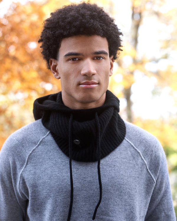 Male model wearing roosevelt hood in black