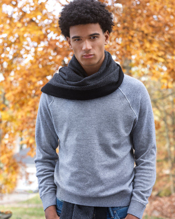 man wearing grey cashmere sweater and Union Scarf in Charcoal