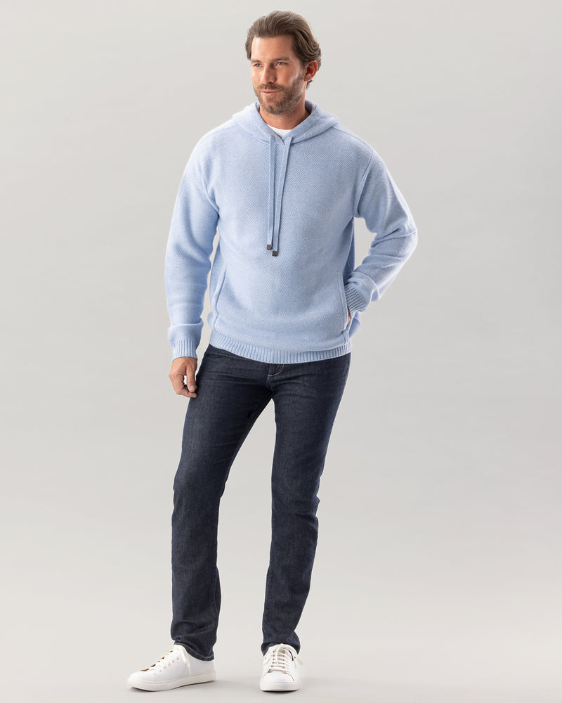 Man wearing Cadman sweater in Ice Blue