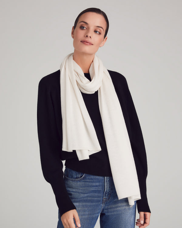 Woman wearing chelsea wrap in Ivory