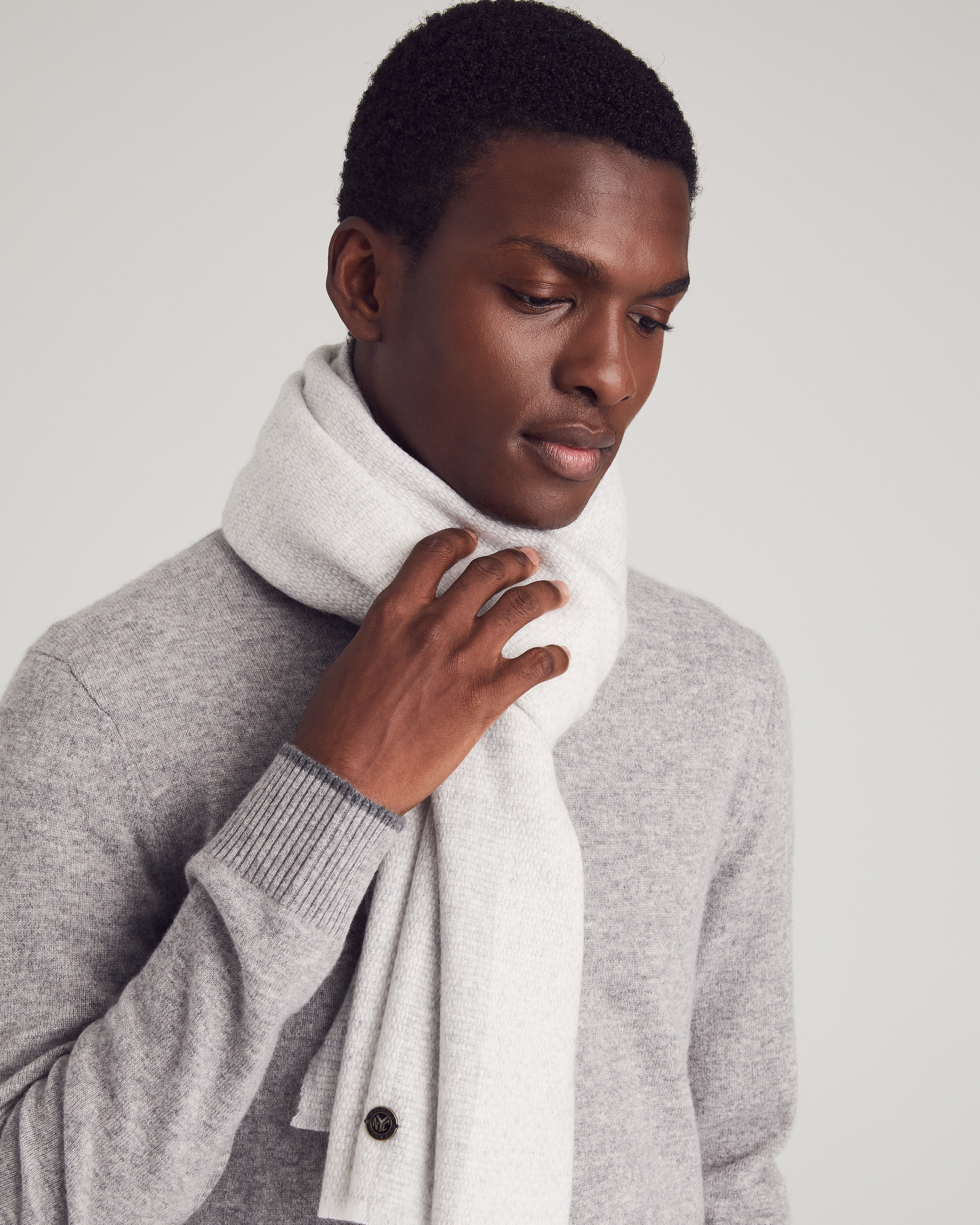 Luxurious Textured Cashmere Scarf with Contrast Border | Nomad1942