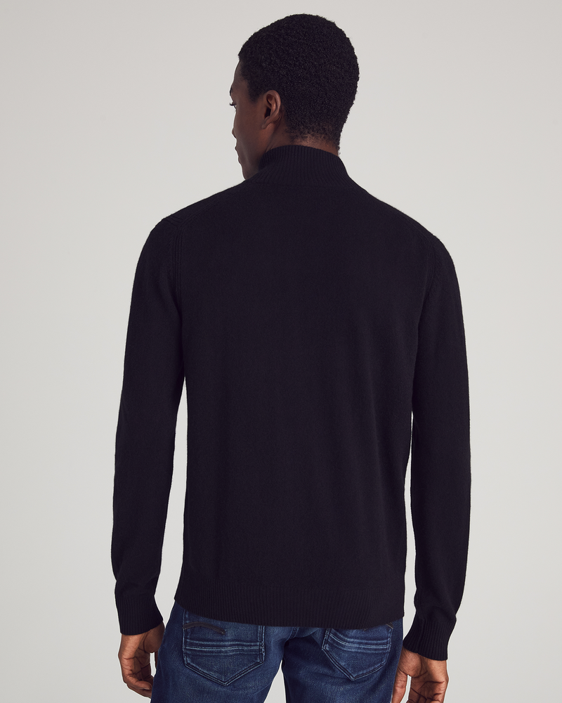 Man wearing Broome Cardigan in black