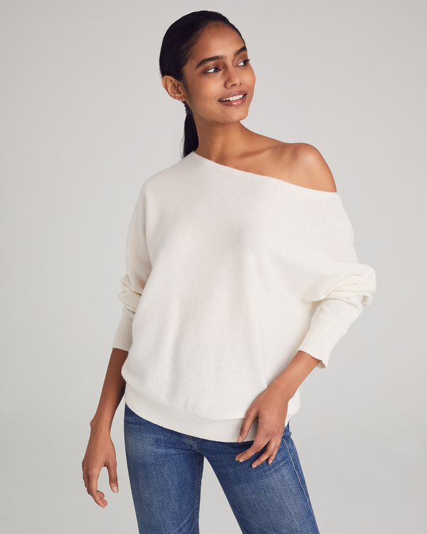 Woman wearing Mulberry Sweater in Ivory