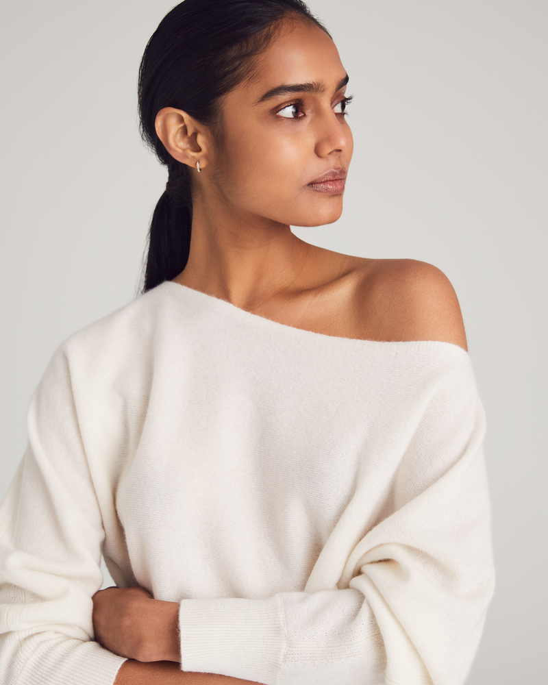 Woman wearing Mulberry Sweater in Ivory